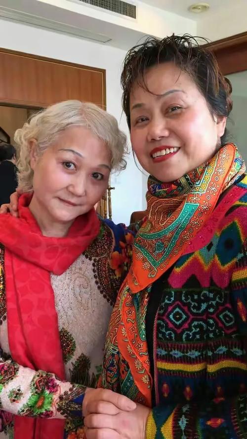 浩琳娜服装 一群人名背后的品牌故事与美学温度
